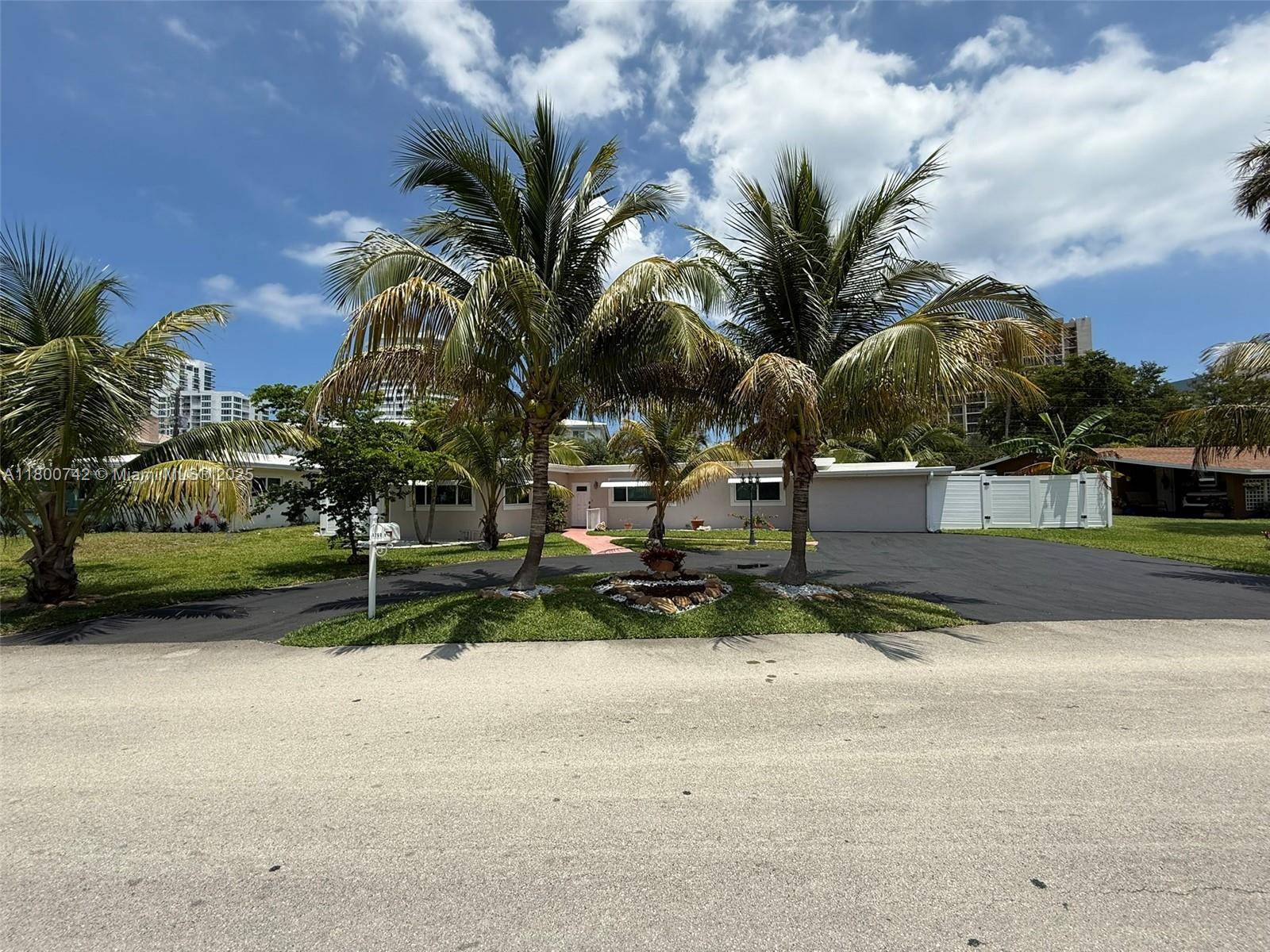 Lauderdale By The Sea, FL 33062,1760 Bel Air Ave