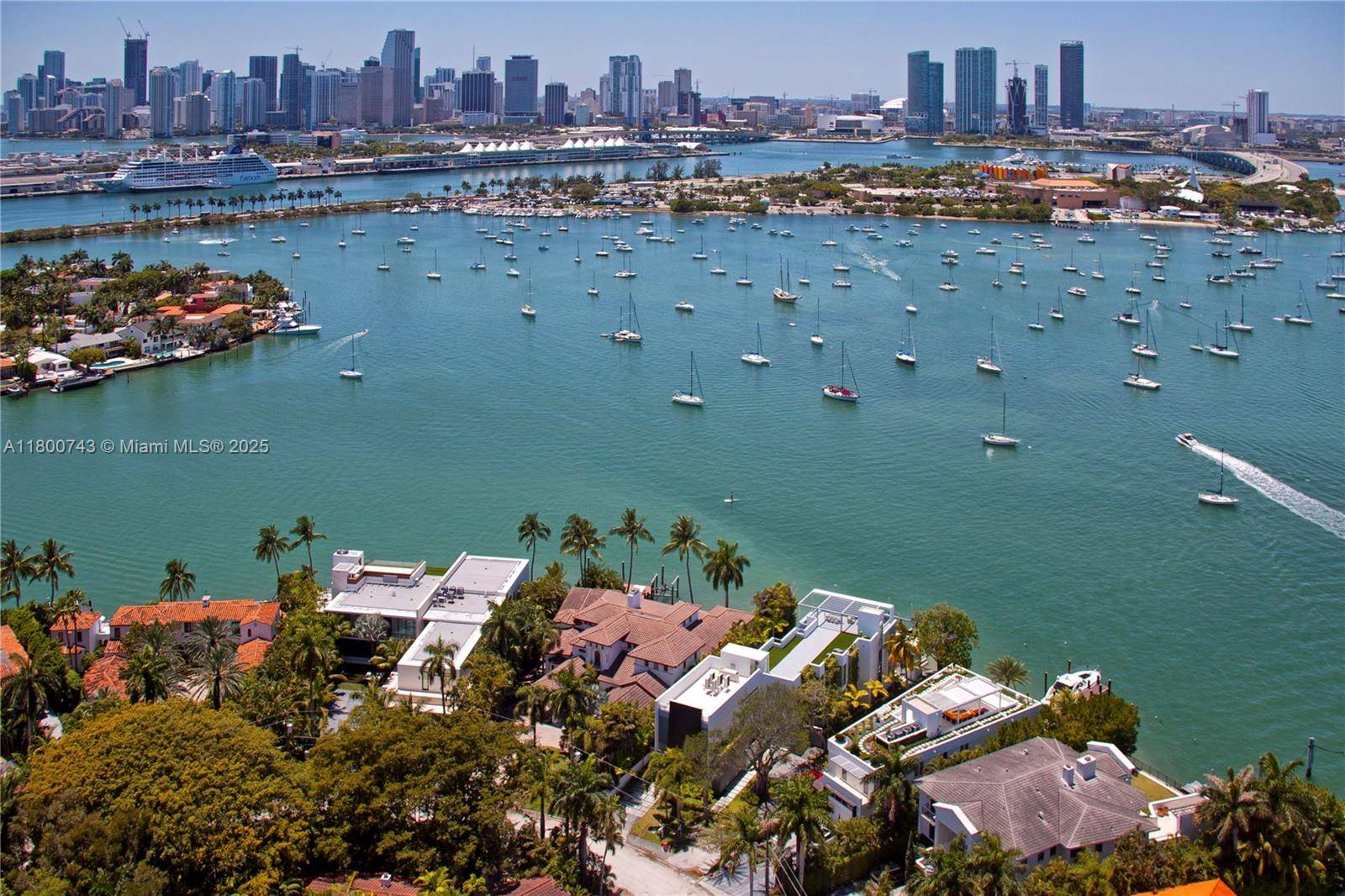 Miami Beach, FL 33139,440 S Hibiscus Dr