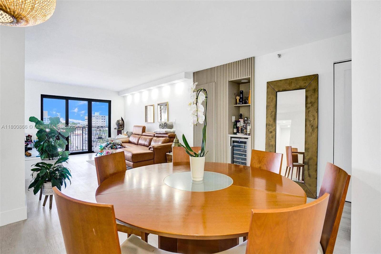Hollywood, FL 33019,1201 S Ocean Dr #404N