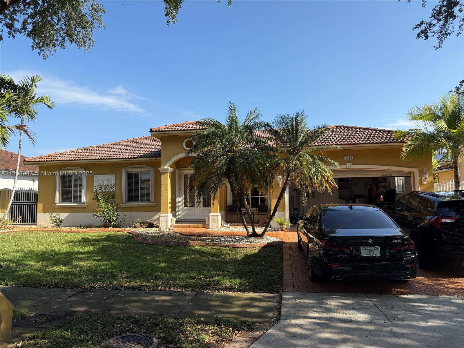 Hialeah, FL 33018,8943 NW 174th St