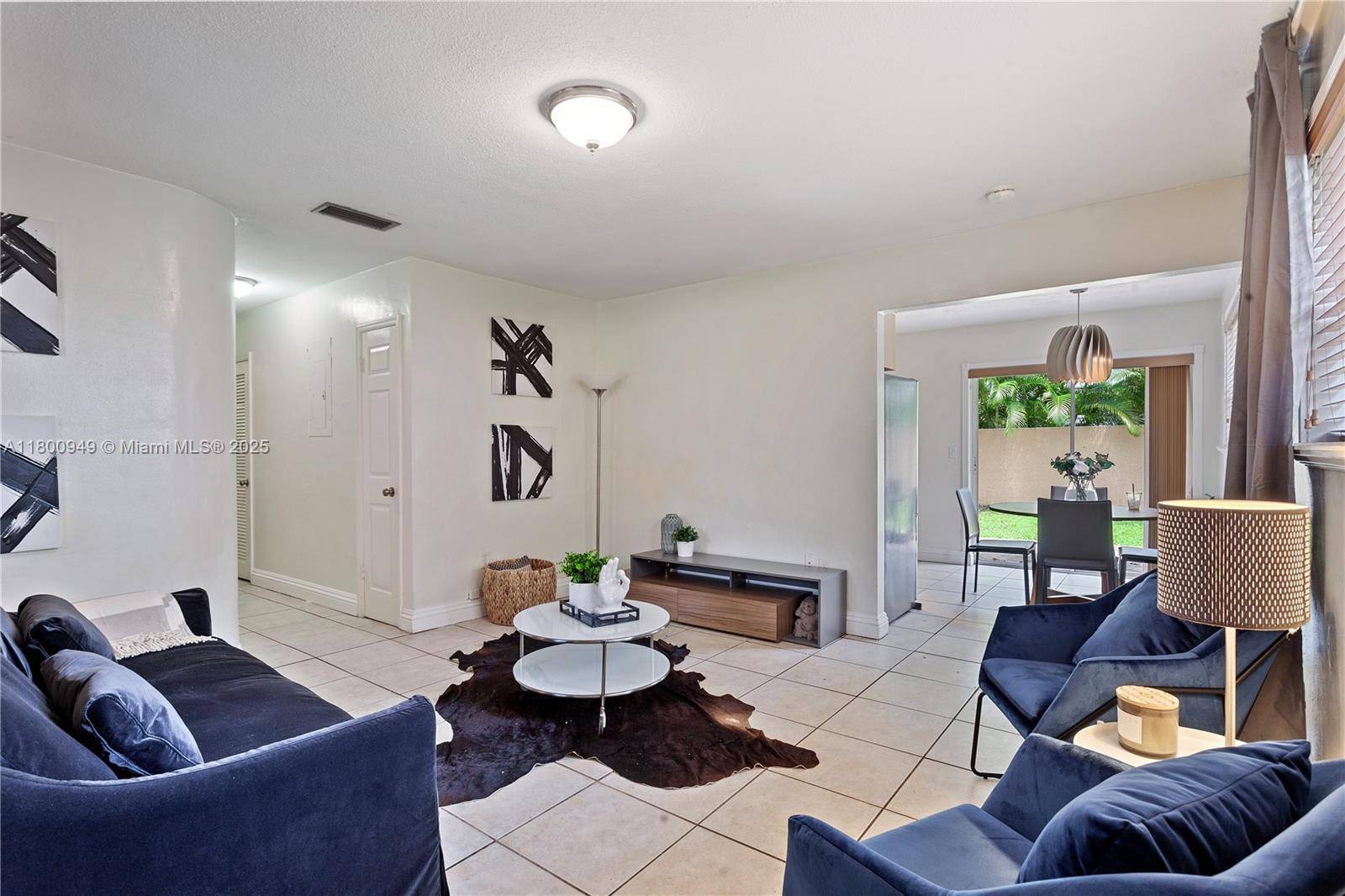 Miami, FL 33133,3057 Day Ave