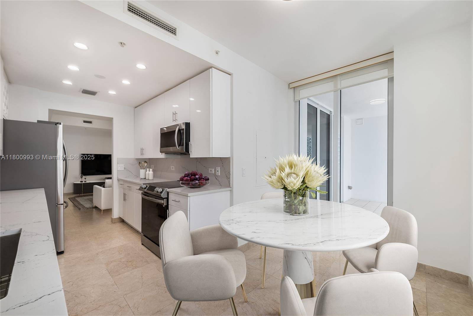 Miami, FL 33131,801 Brickell Key Blvd #2808
