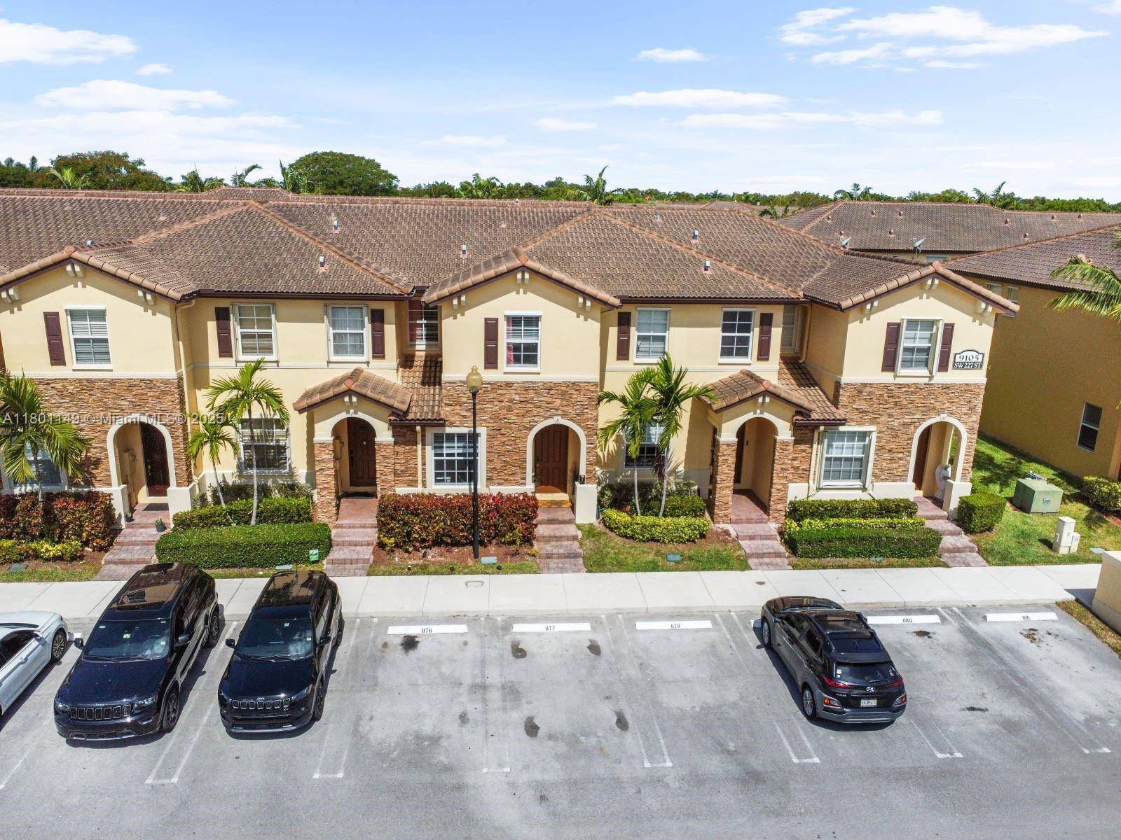 Cutler Bay, FL 33190,9105 SW 227th St #8