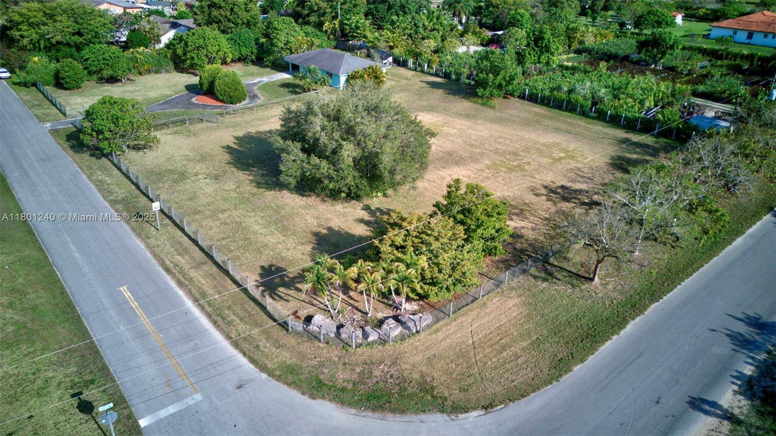 Homestead, FL 33031,20707 SW 240th St