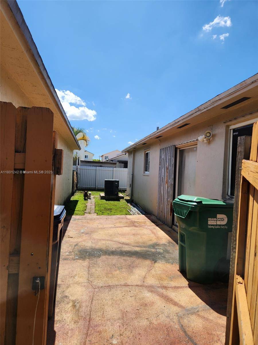 Miami, FL 33177,16150 SW 138th Ct