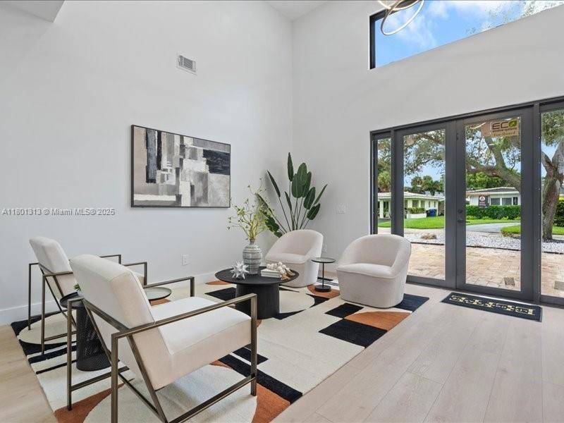 Lauderdale By The Sea, FL 33308,259 Lombardy Ave