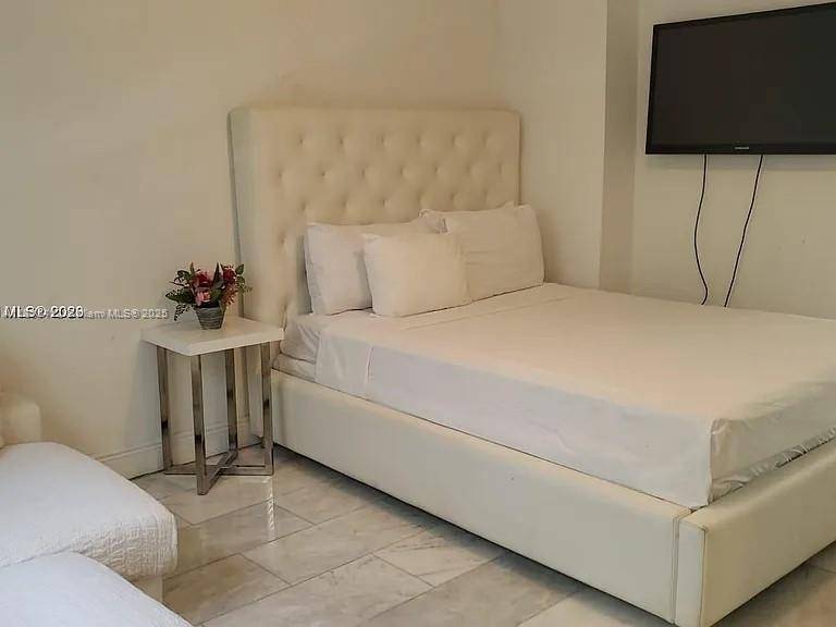 Miami Beach, FL 33139,928 Jefferson Ave #2