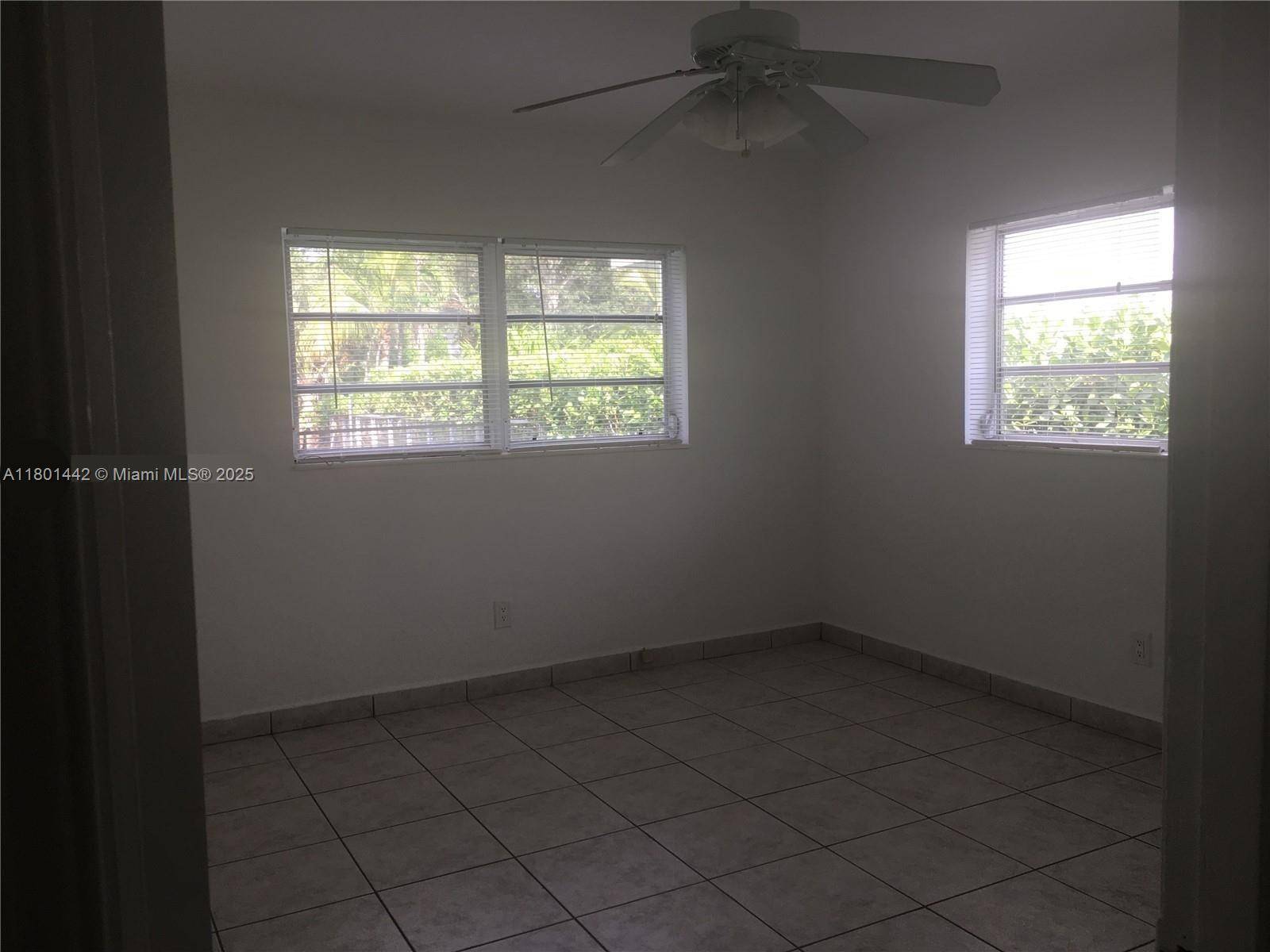 Coral Gables, FL 33146,4851 University Dr #4851