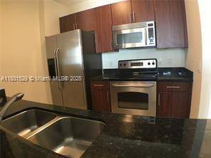 Fort Lauderdale, FL 33308,2421 NE 65th St #517