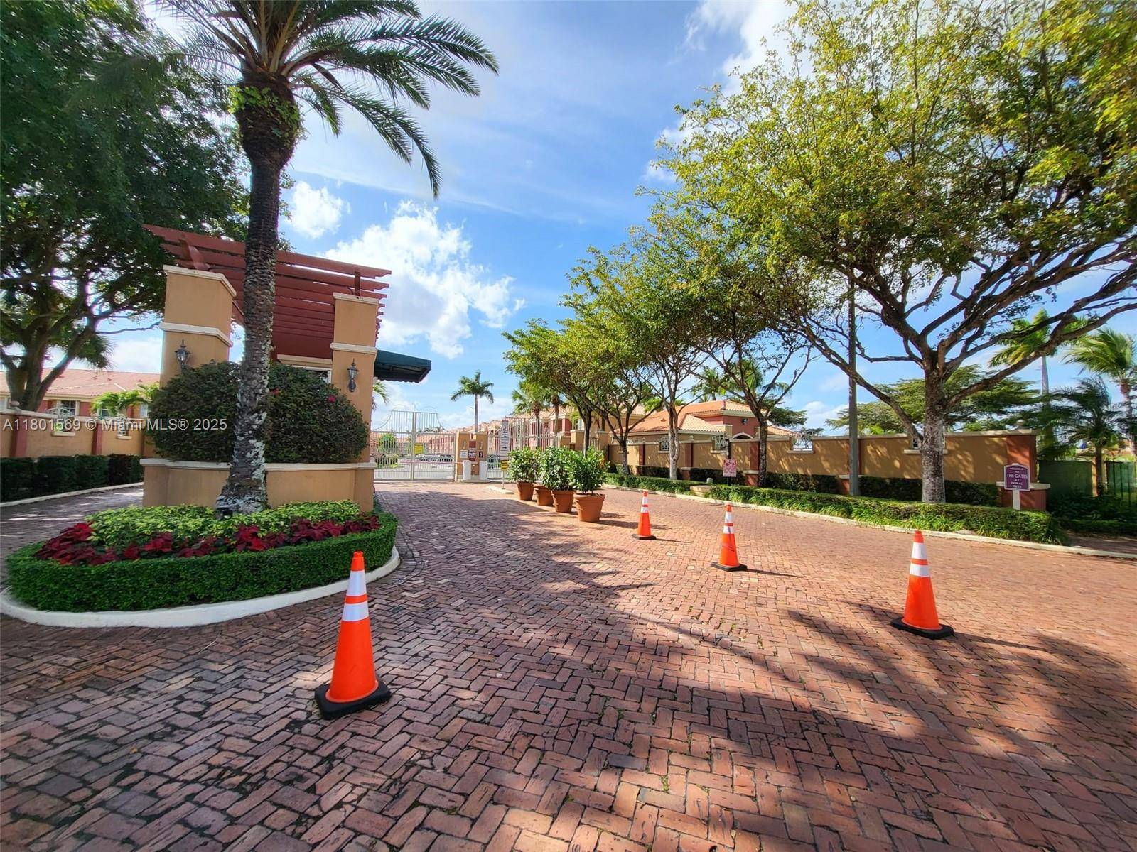 Doral, FL 33178,6141 NW 115th Pl #347
