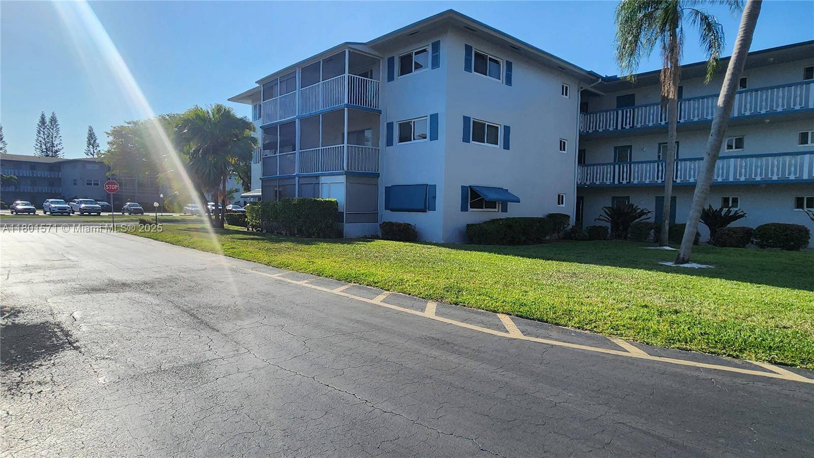 Hollywood, FL 33021,981 Hillcrest Ct #114