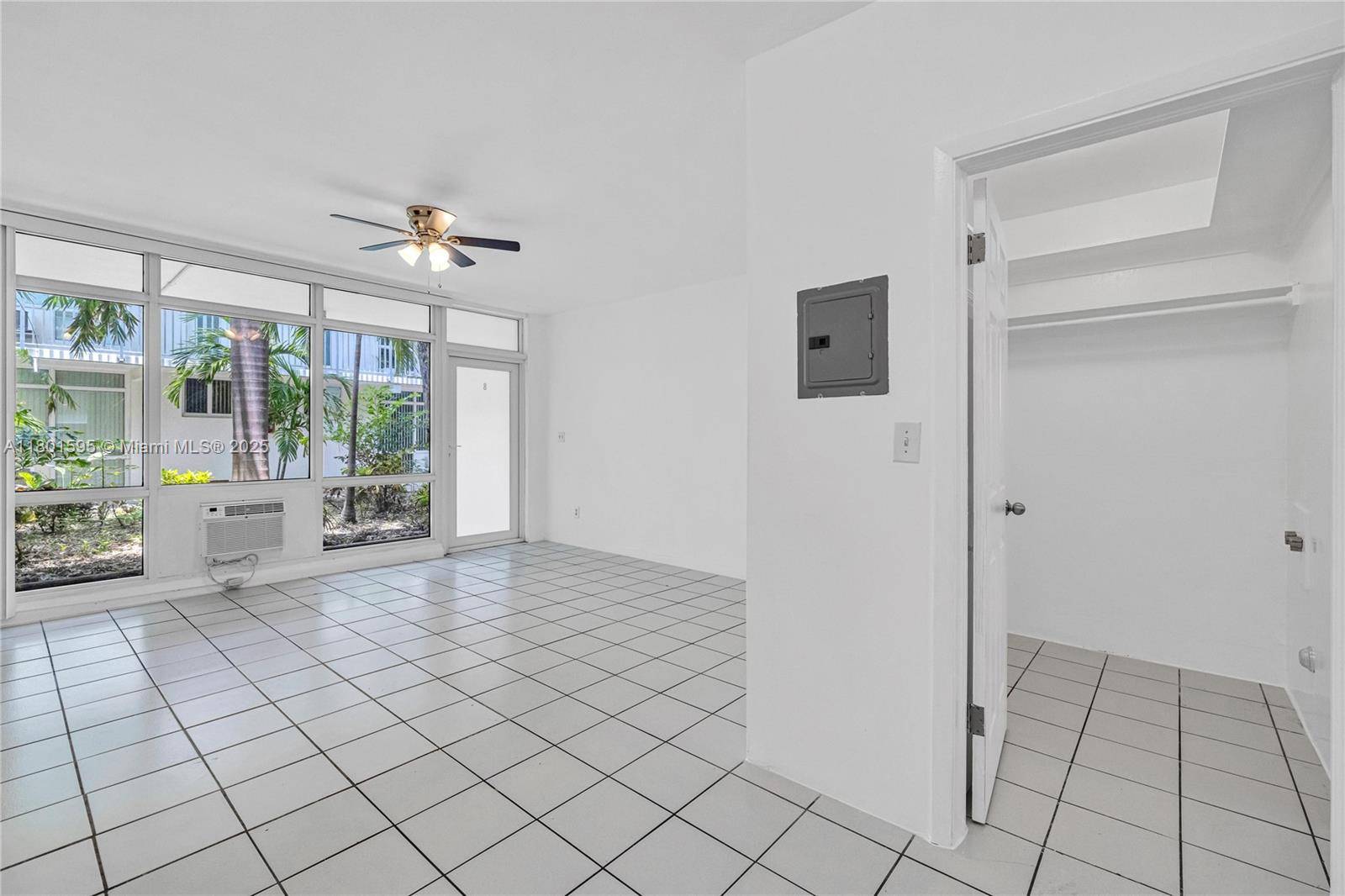 Miami Beach, FL 33139,1850 Meridian Ave #8