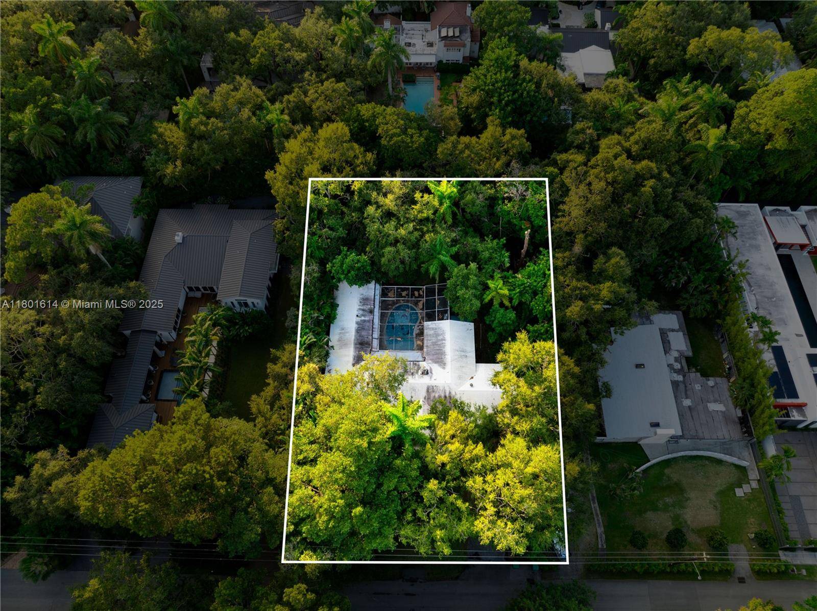 Coconut Grove, FL 33133,2850 Natoma St