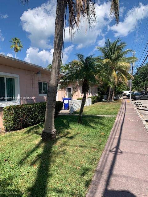 Miami Beach, FL 33141,1795 SW Calais Dr #1