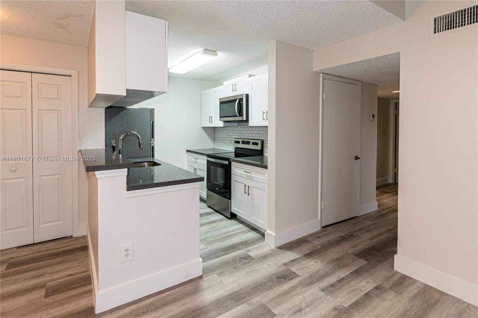 Pompano Beach, FL 33069,4321 W Mcnab Rd #29