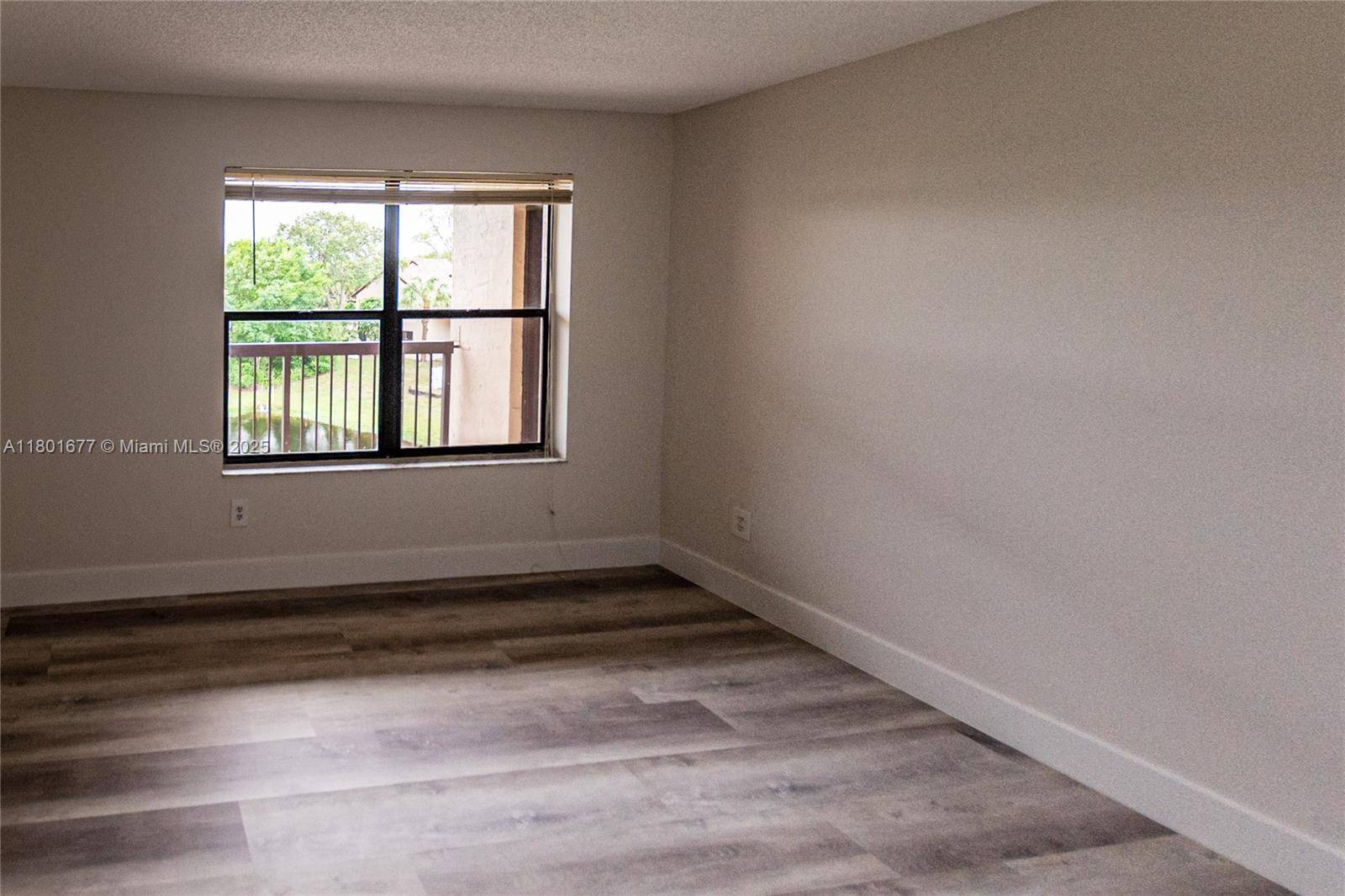 Pompano Beach, FL 33069,4321 W Mcnab Rd #29