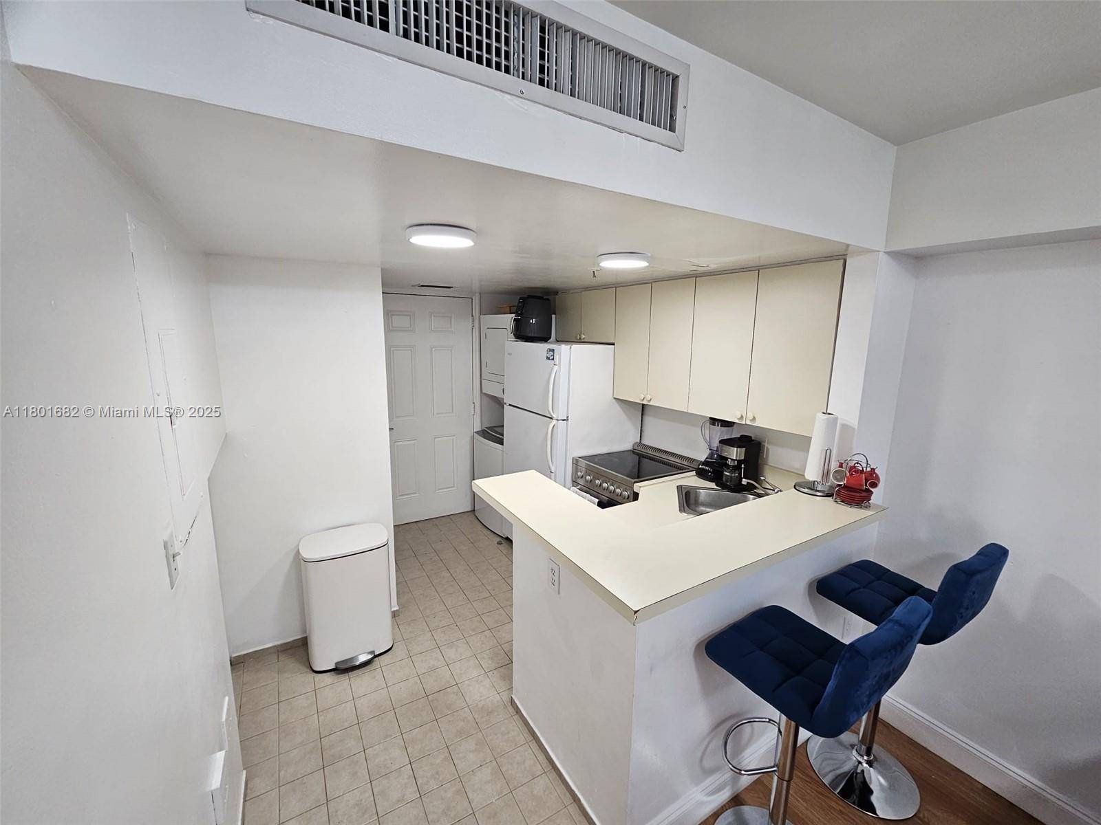 Miami, FL 33130,450 SW 3rd St #1