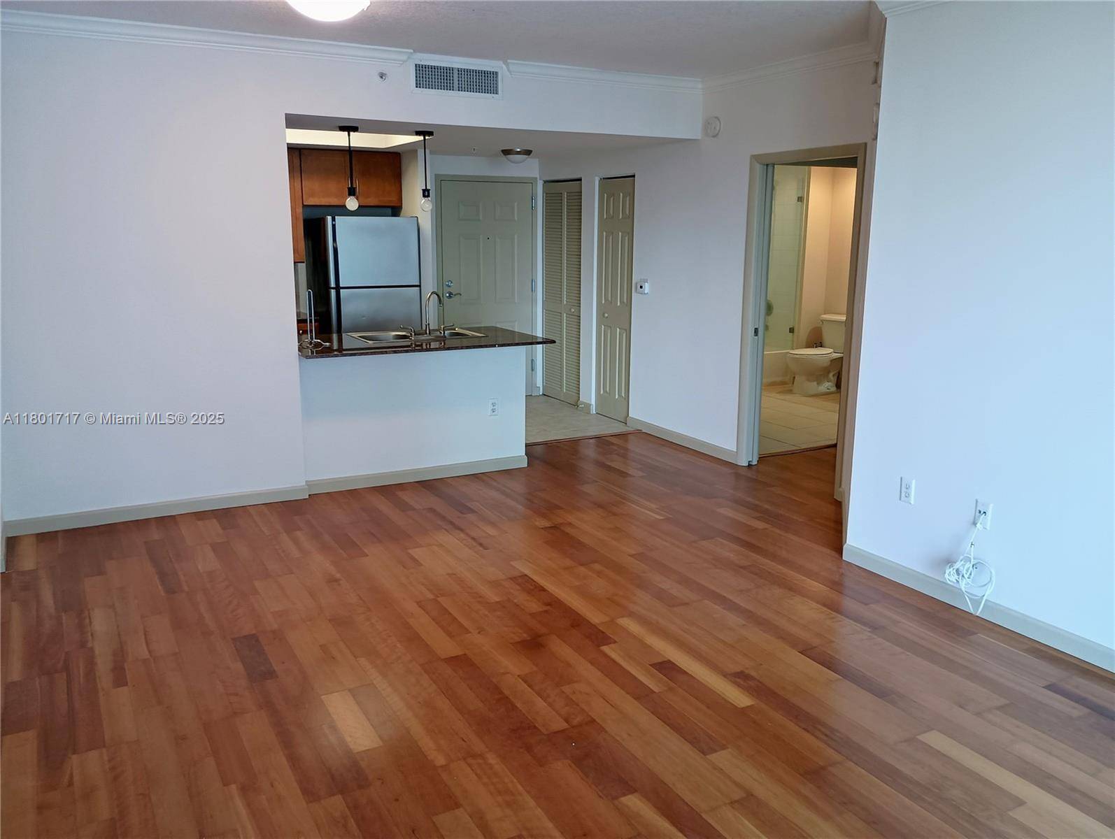 Miami, FL 33137,2000 N Bayshore Dr #1508