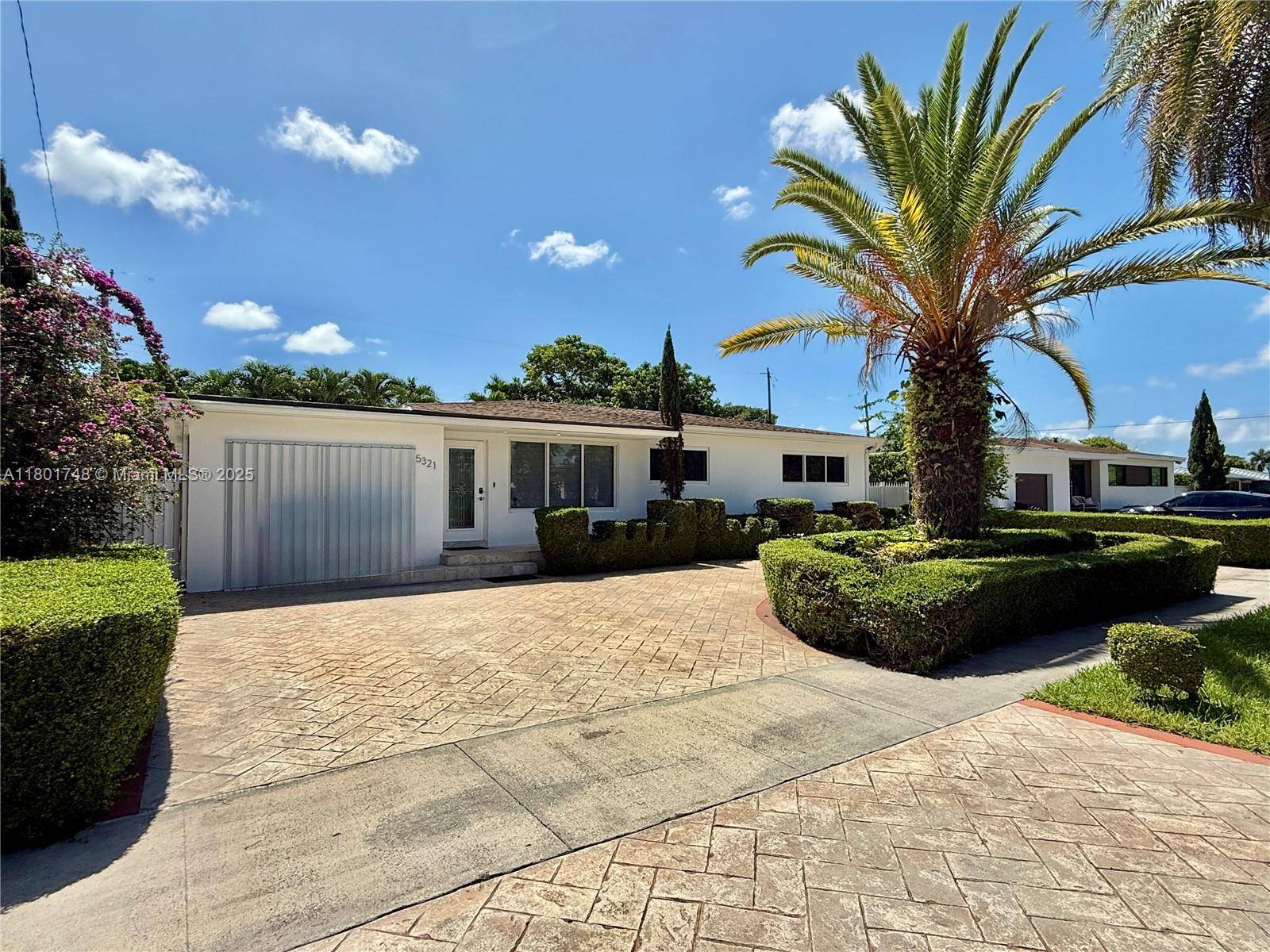 Miami, FL 33165,5321 SW 89th Ct