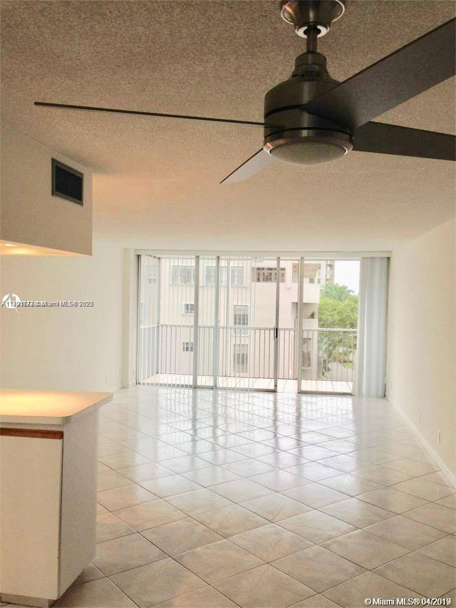 Key Biscayne, FL 33149,150 Ocean Lane Dr #5B