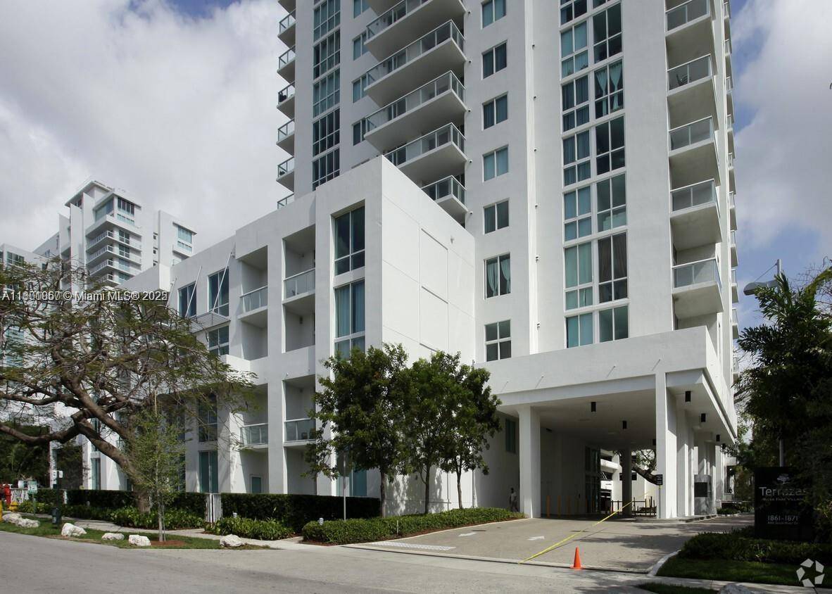 Miami, FL 33125,1861 NW S River Dr #1602