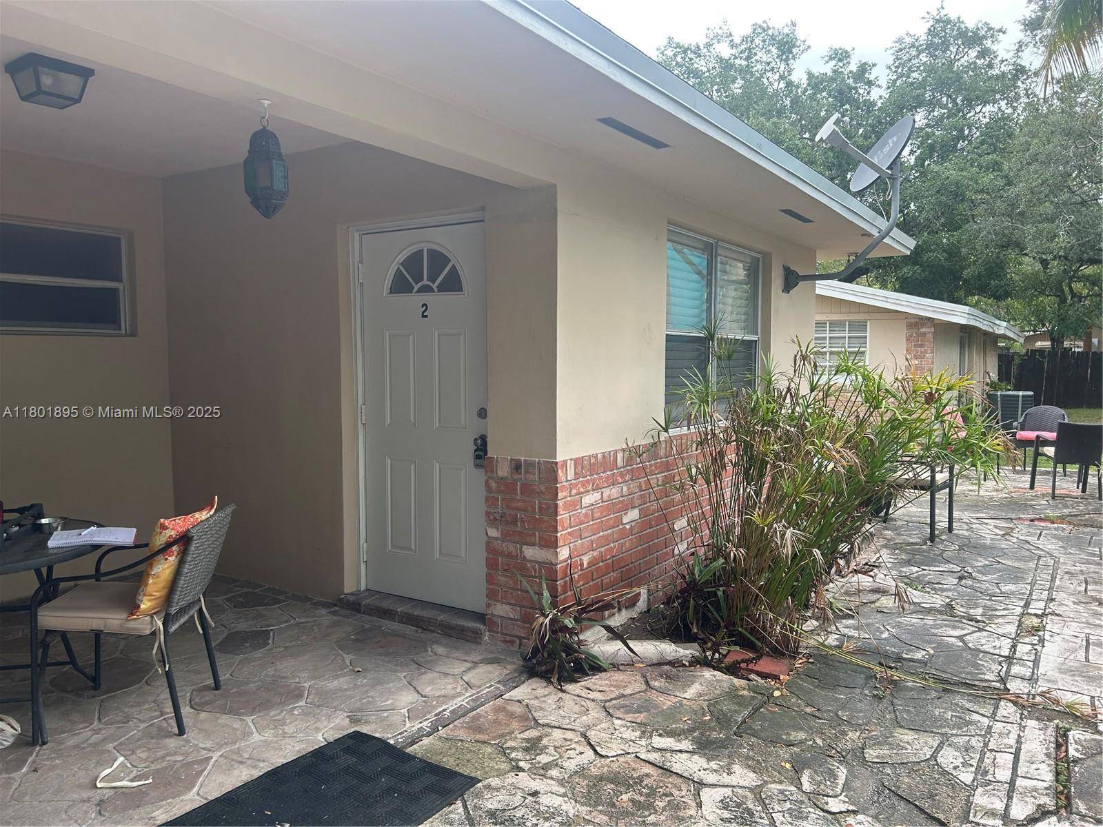 Fort Lauderdale, FL 33312,1111 SW 2  court #2