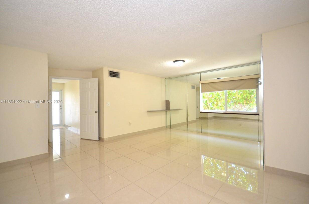 Miami, FL 33135,2455 SW 11th St #7A