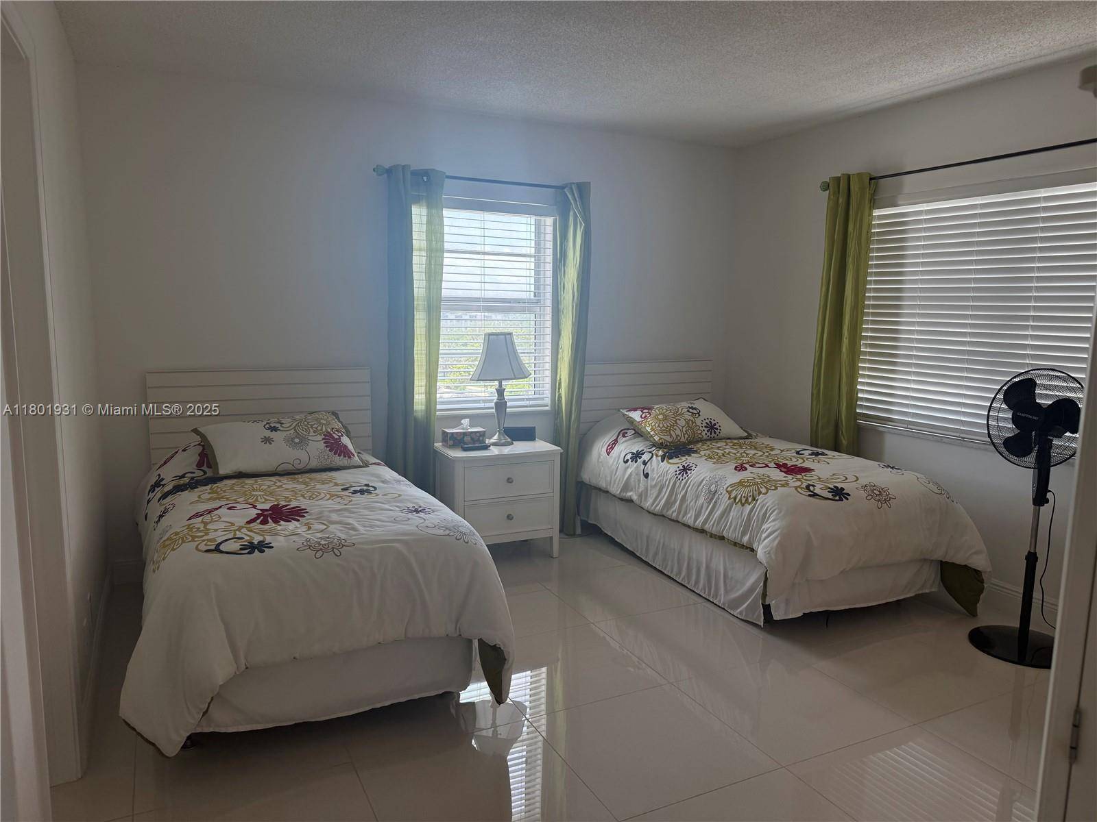 Lauderdale By The Sea, FL 33062,1500 S Ocean Blvd #508
