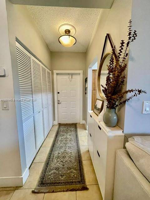 Miami, FL 33193,6466 SW 152 circle place #6466