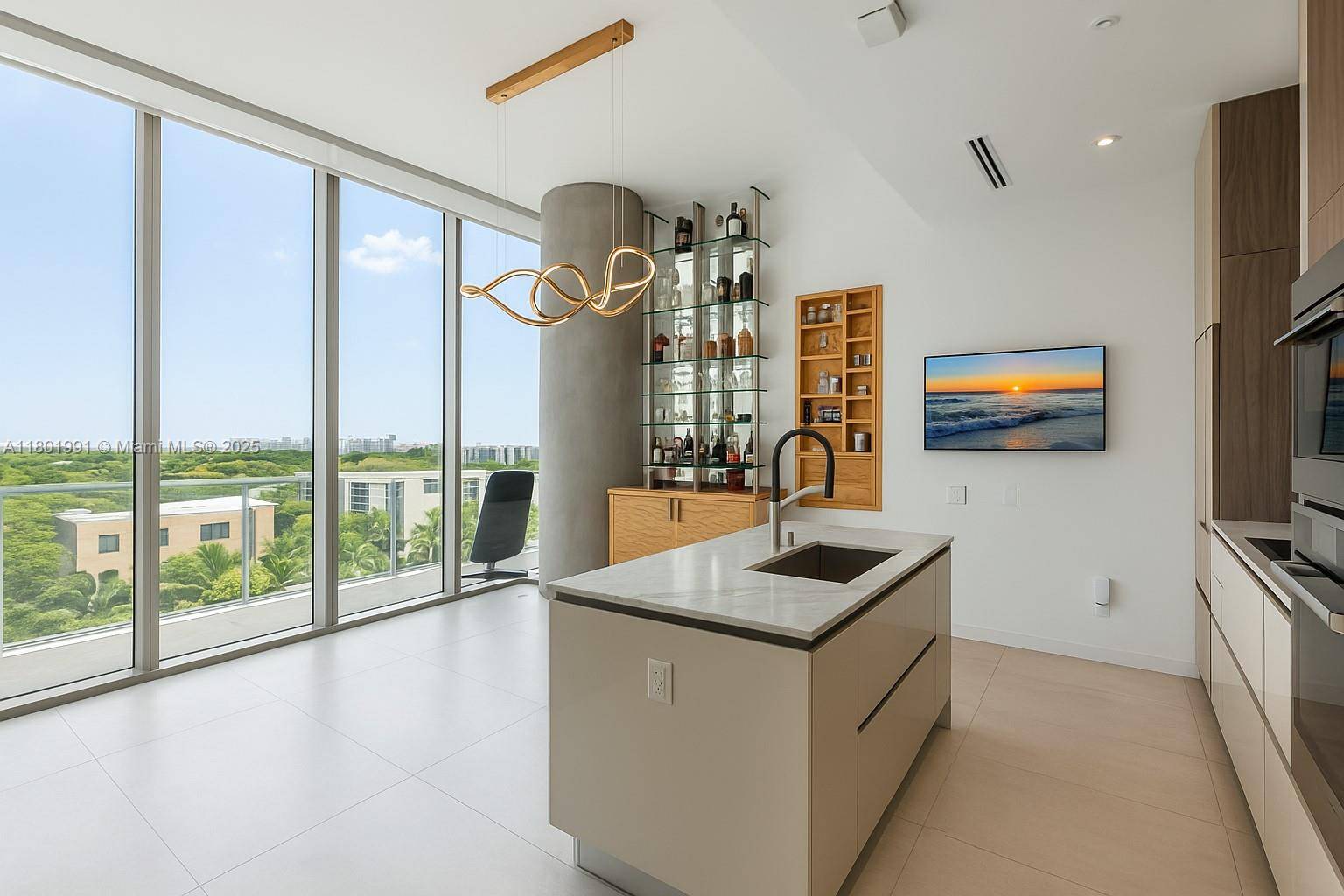 Miami, FL 33133,2669 S Bayshore Dr #804N