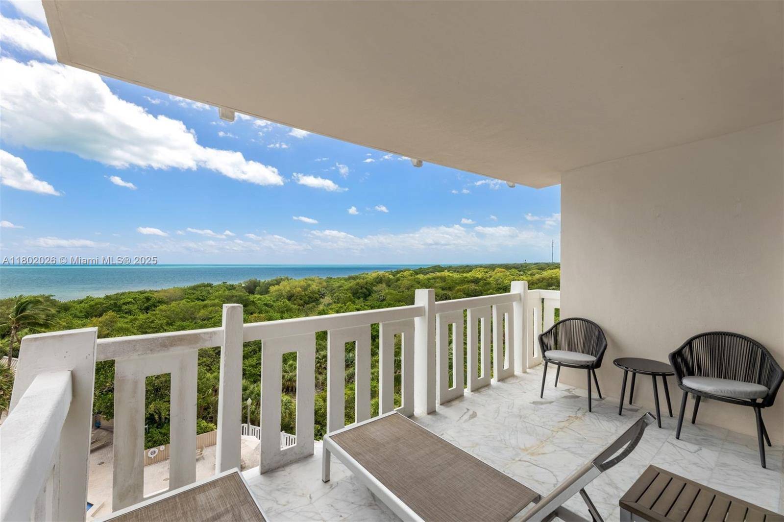 Key Biscayne, FL 33149,1121 Crandon Blvd #D607