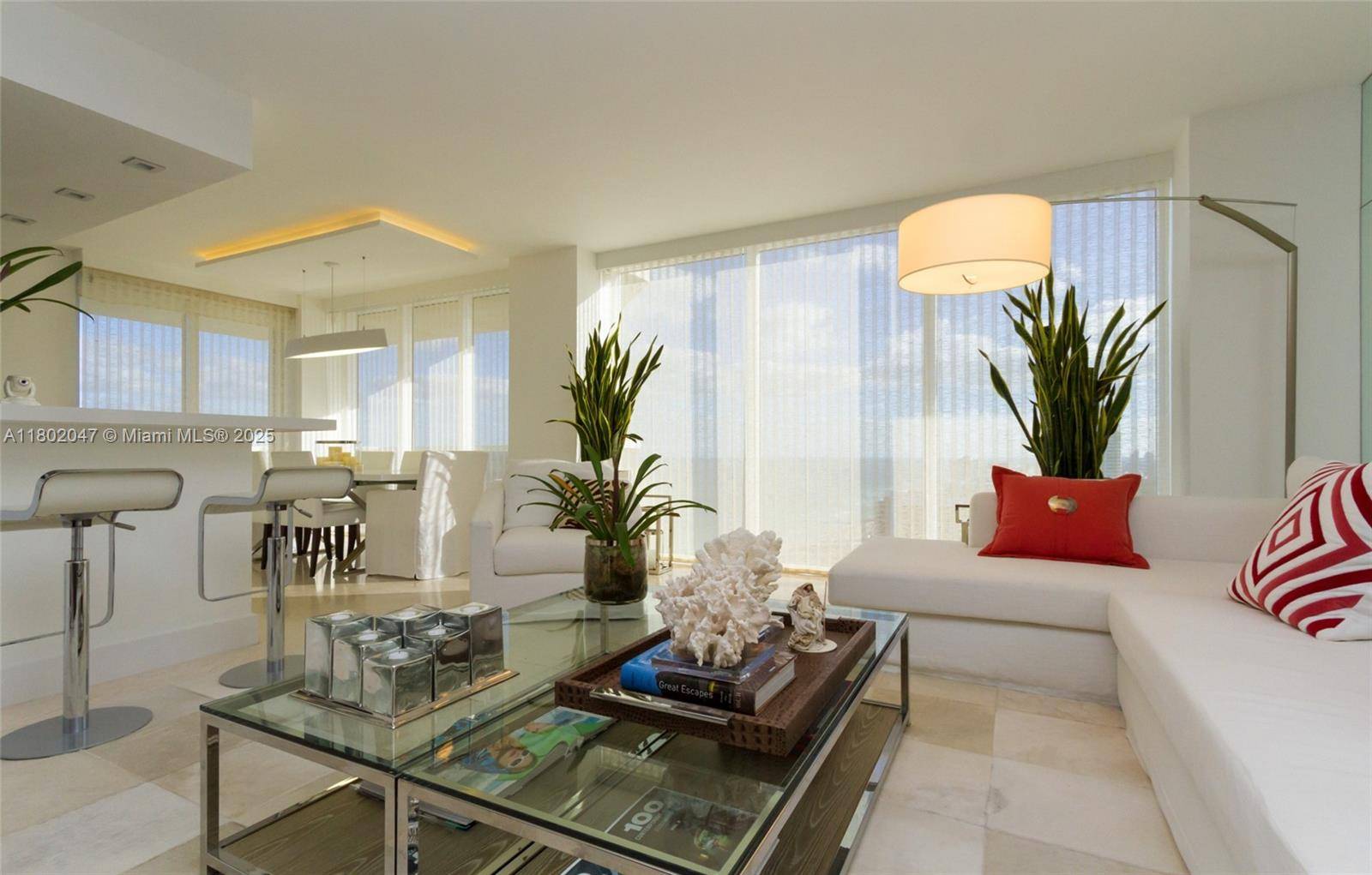 Miami Beach, FL 33140,4775 Collins Ave #3203