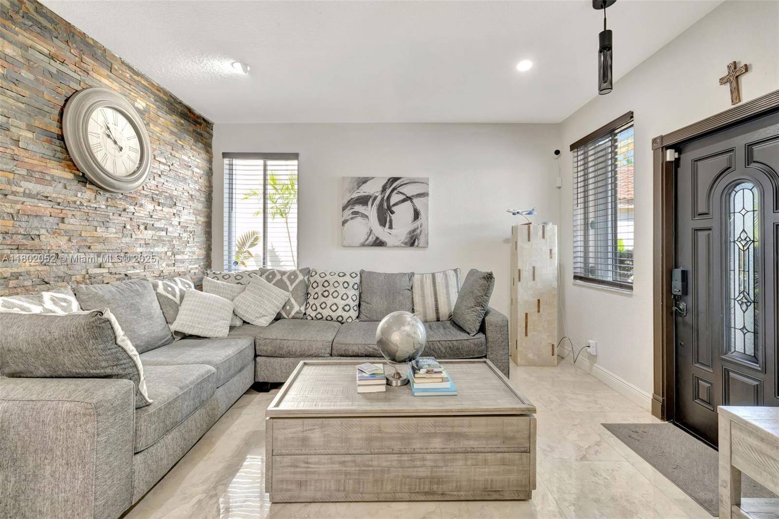 Weston, FL 33327,1317 Majesty Ter