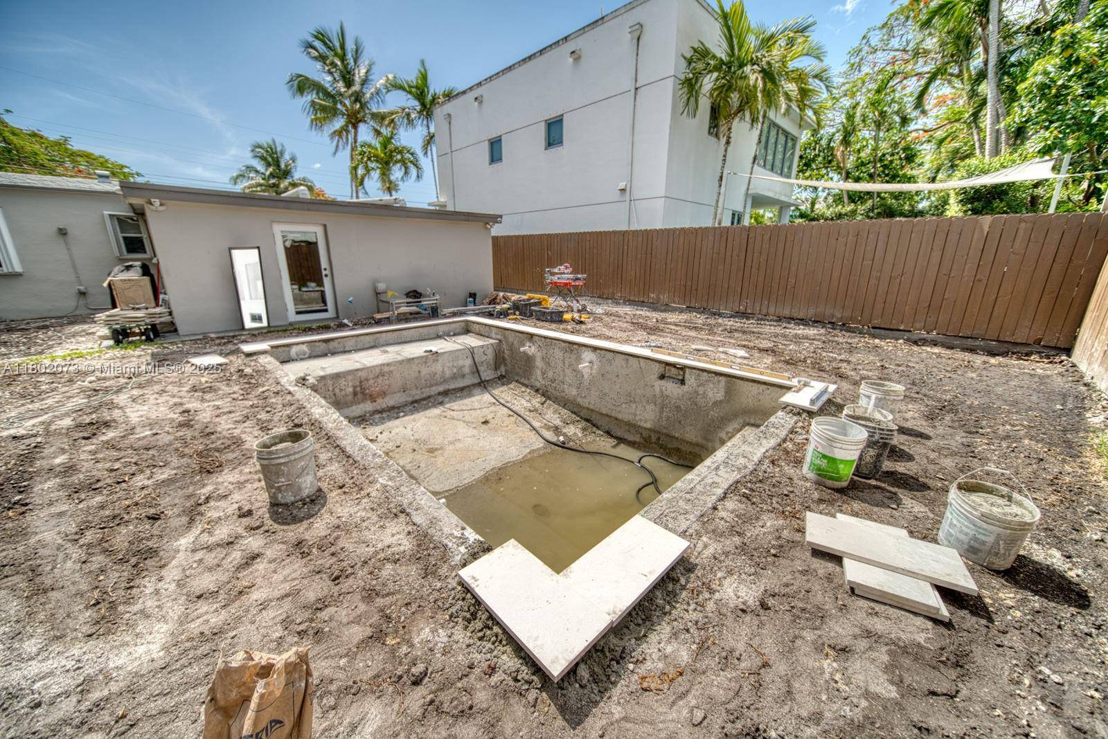 Kendall, FL 33186,Established Fully License and Insured Pool/Spa business For Sale