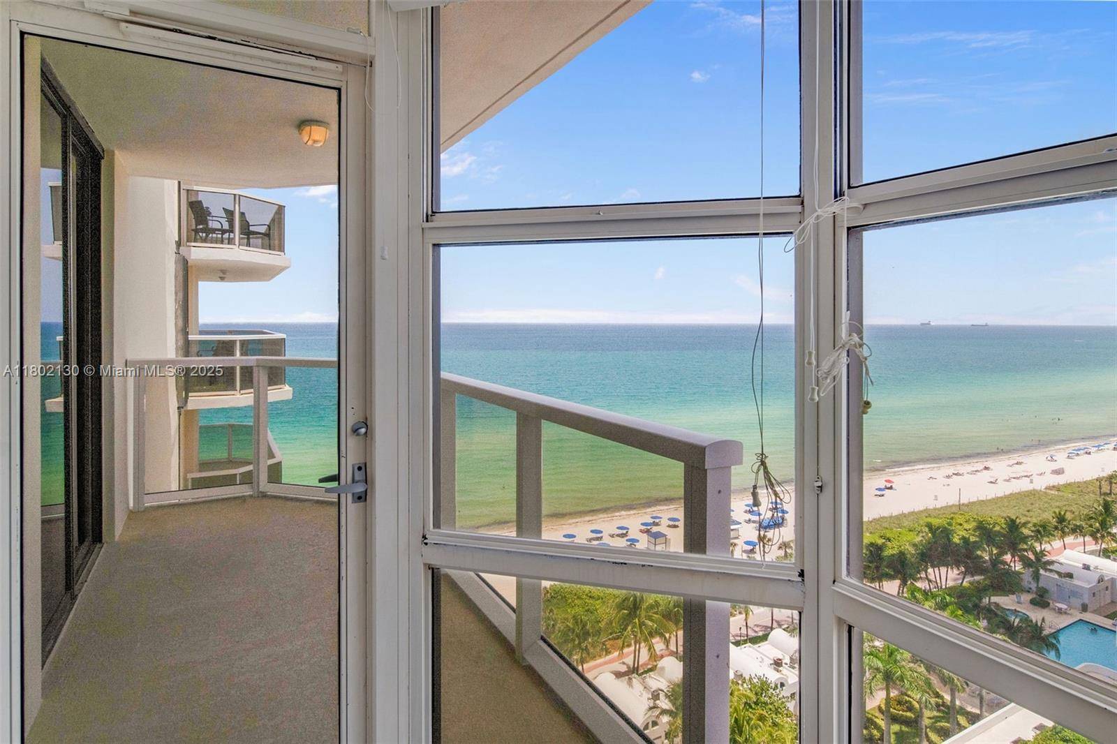 Miami Beach, FL 33141,6423 Collins Ave #1504