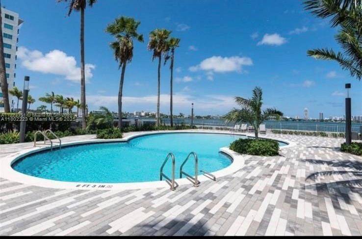 North Bay Village, FL 33141,7501 E Treasure Dr #5N