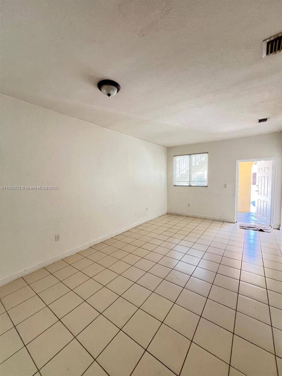 Homestead, FL 33035,1662 SE 27th Dr #103
