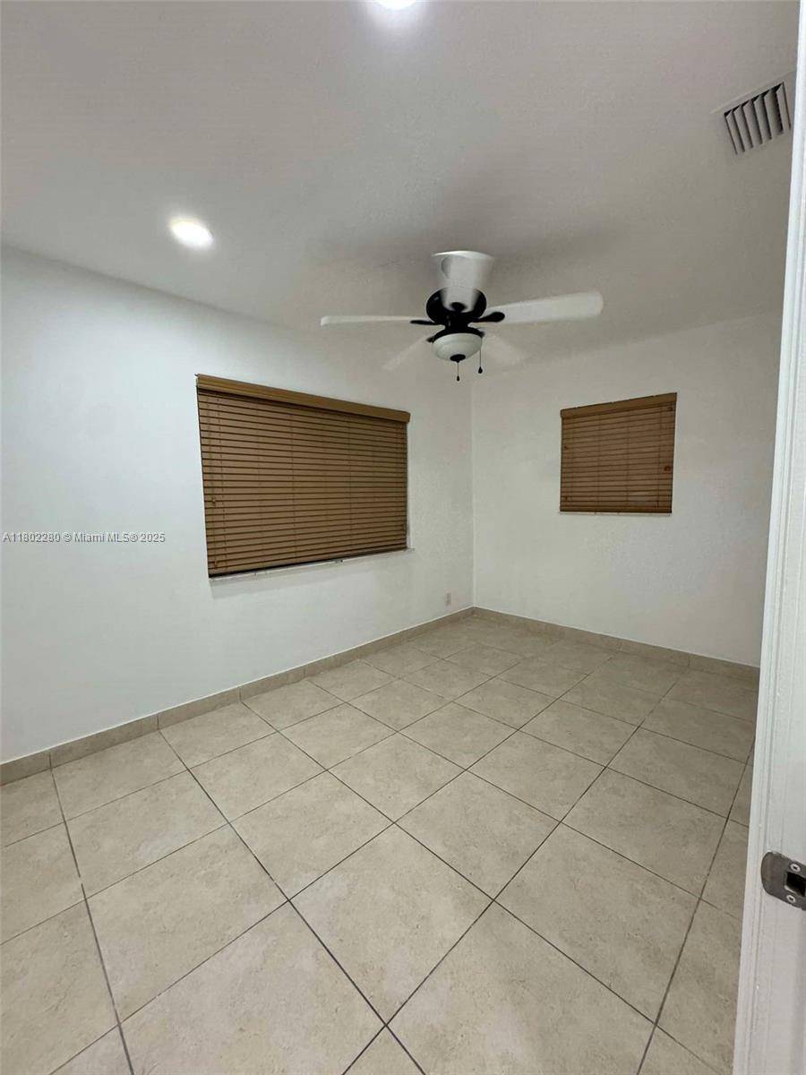 Hollywood, FL 33021,3101 Johnson St #1