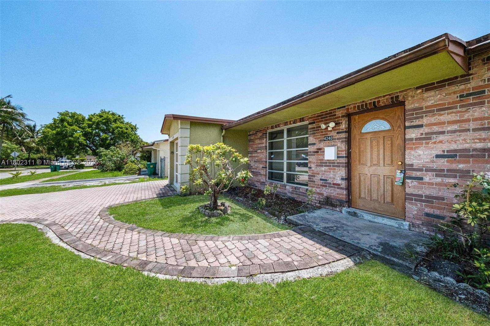 Lauderhill, FL 33313,4240 NW 22nd St