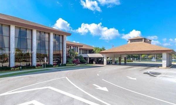 Pembroke Pines, FL 33027,900 SW 128th Ave #312D