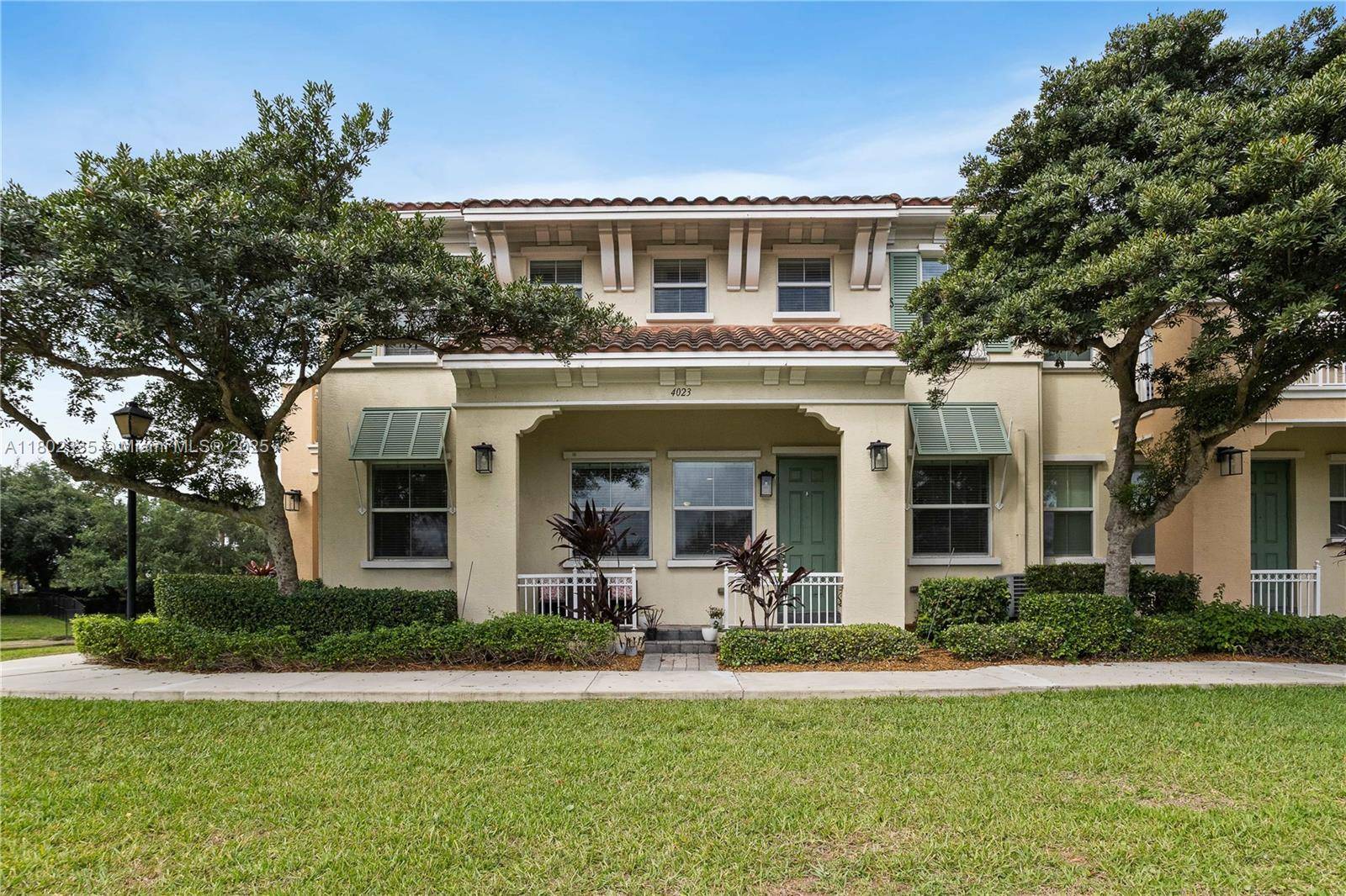 Cooper City, FL 33024,4023 Cascada Cir