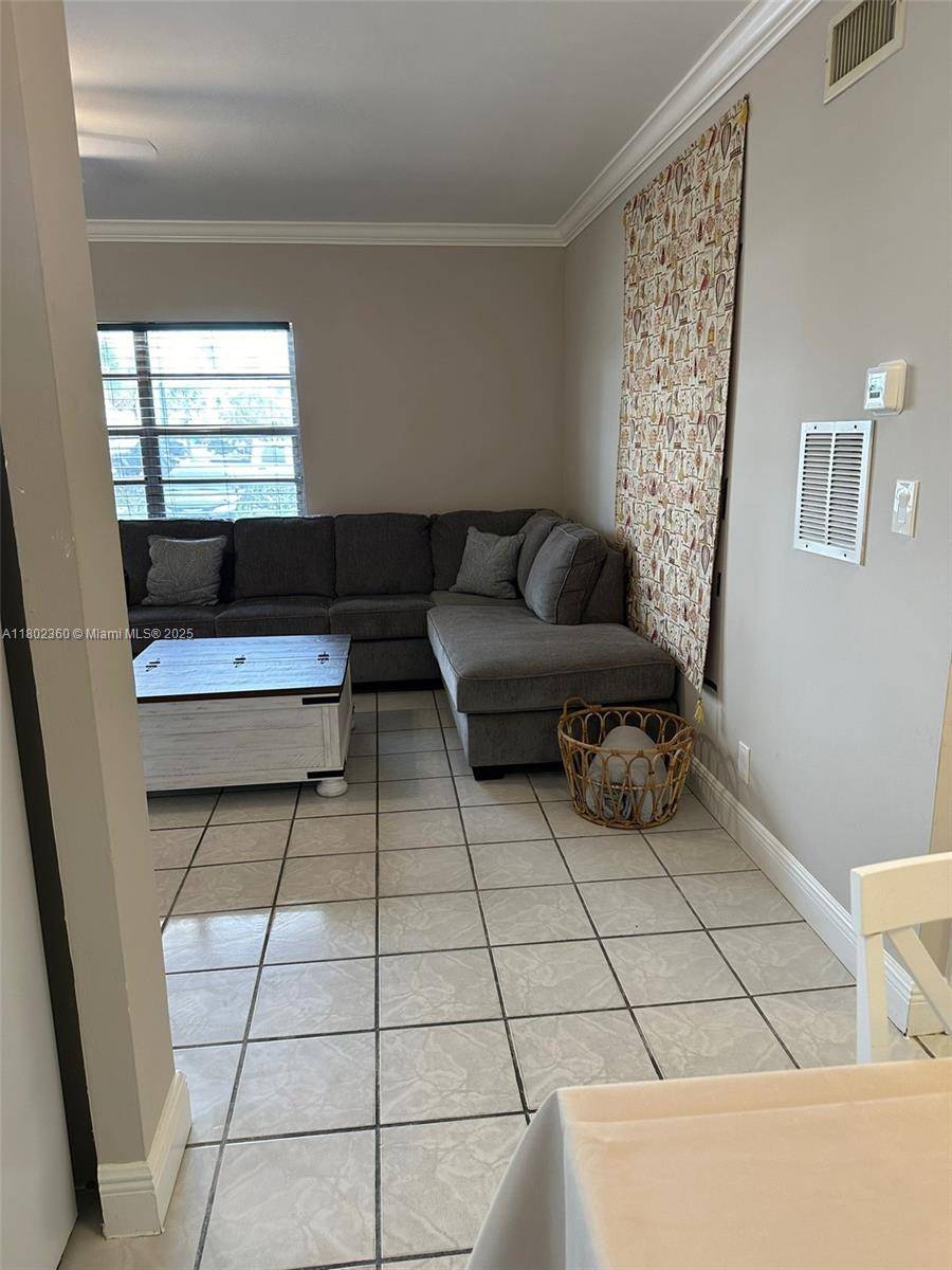 Hollywood, FL 33019,2600 S Ocean Dr #S113