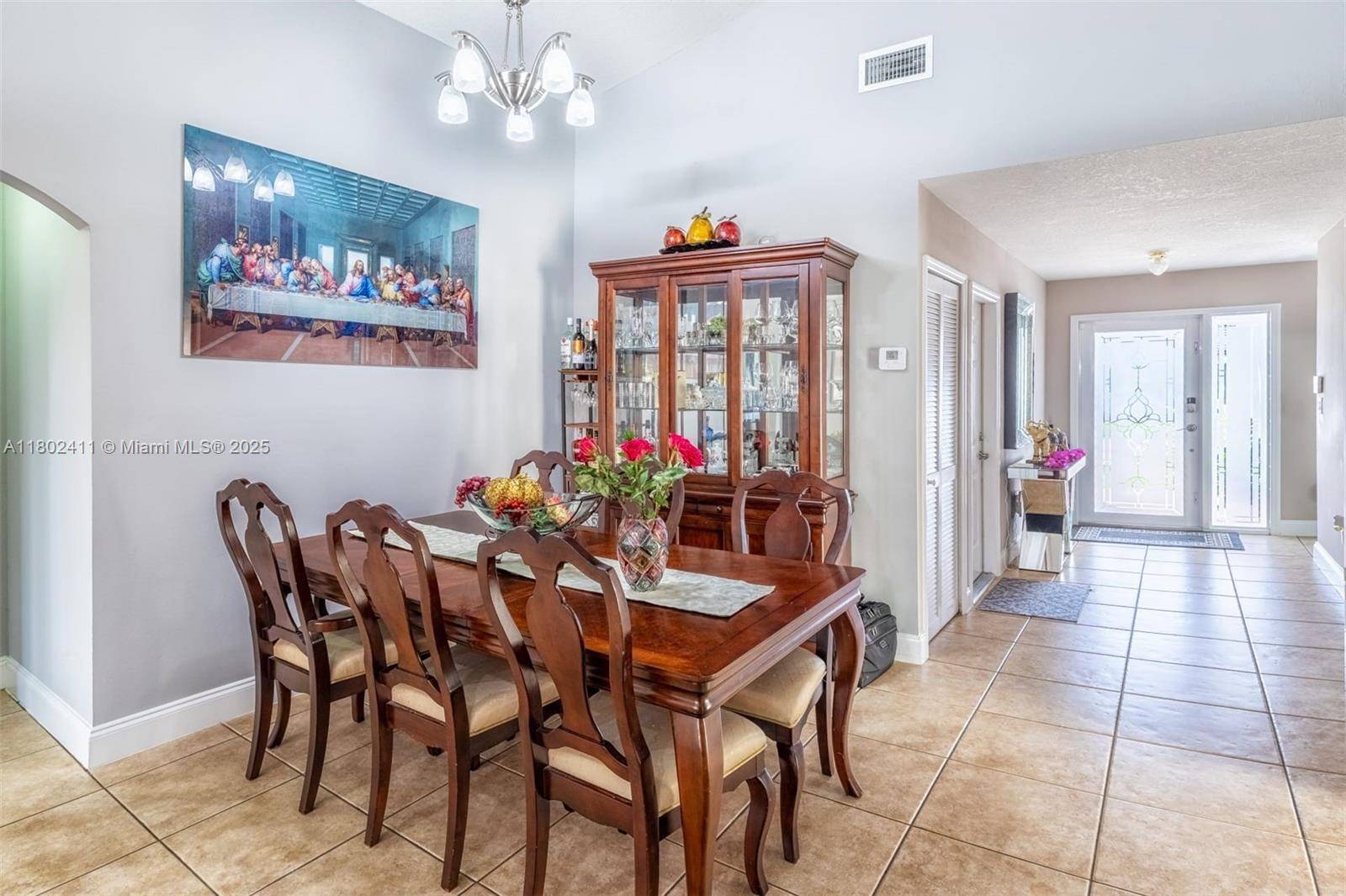 Miami, FL 33193,15763 SW 82nd St