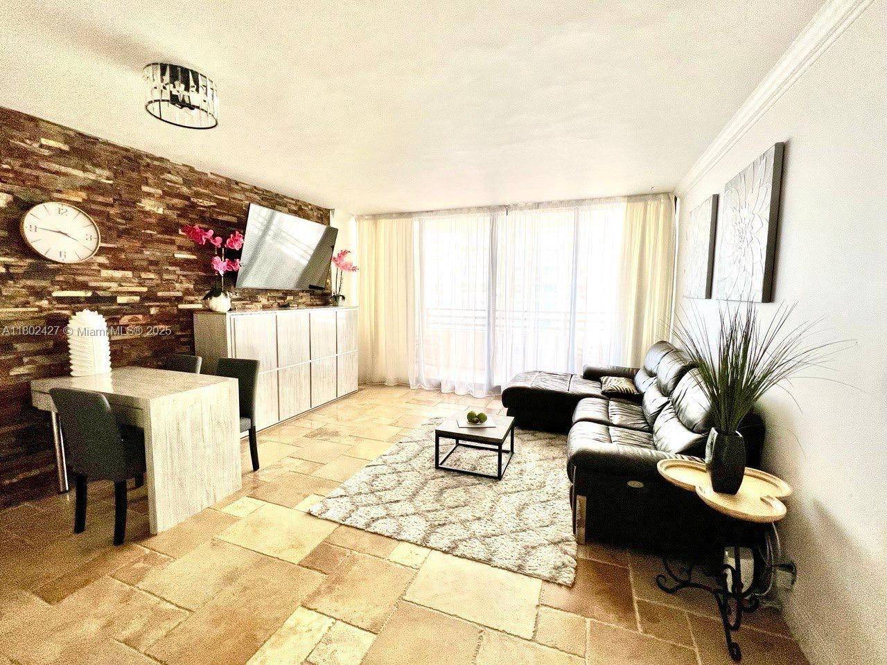 Hollywood, FL 33019,3505 S Ocean Dr #619