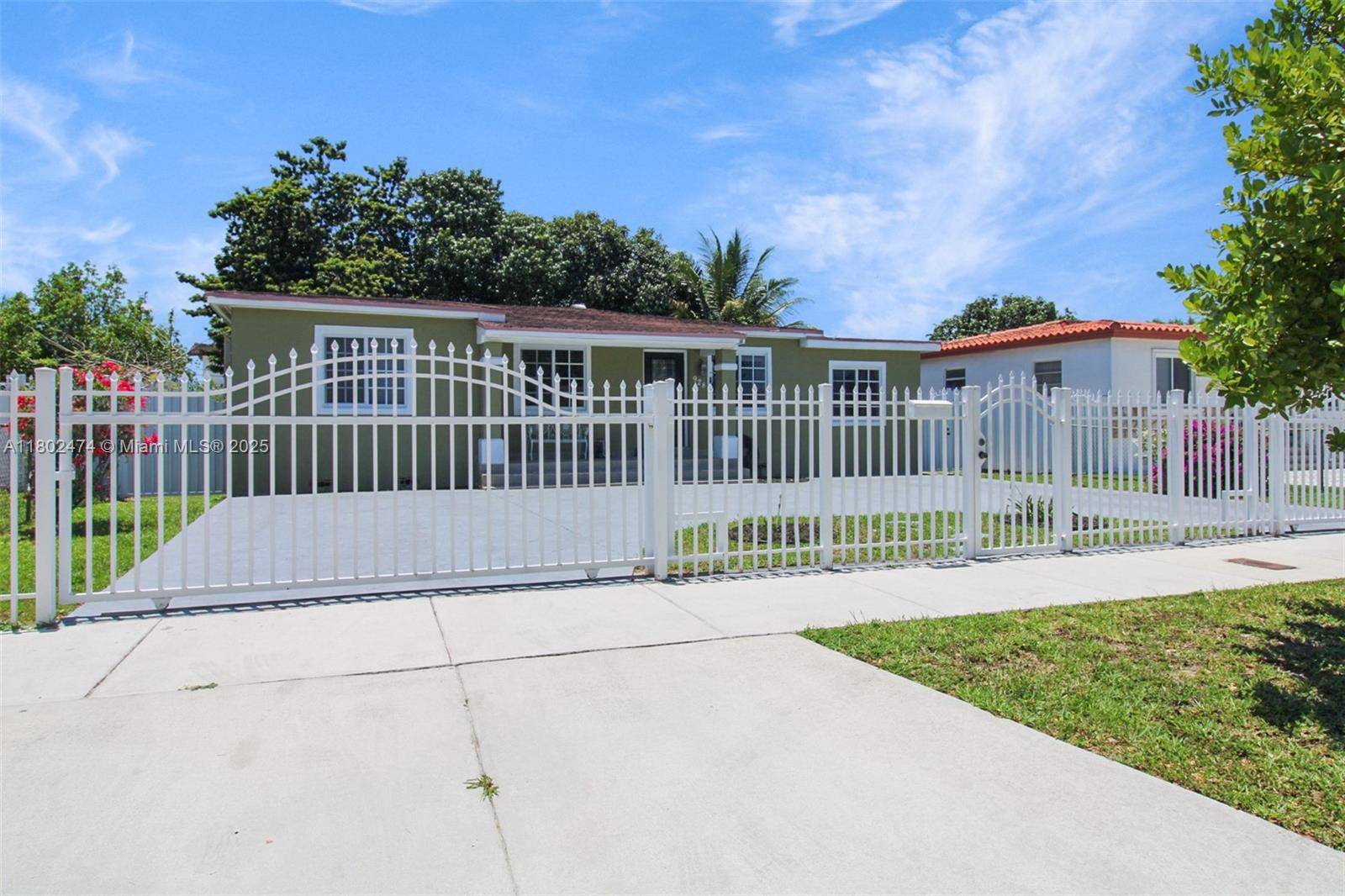 Hialeah, FL 33012,928 W 31st St