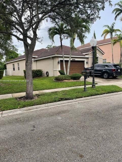Weston, FL 33327,1538 Winterberry Ln #1538