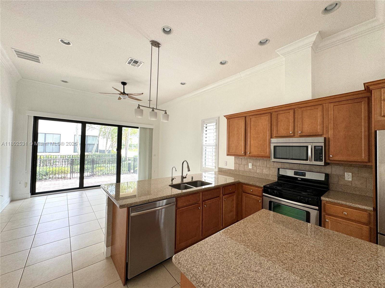 Sunrise, FL 33323,12490 NW 33rd St