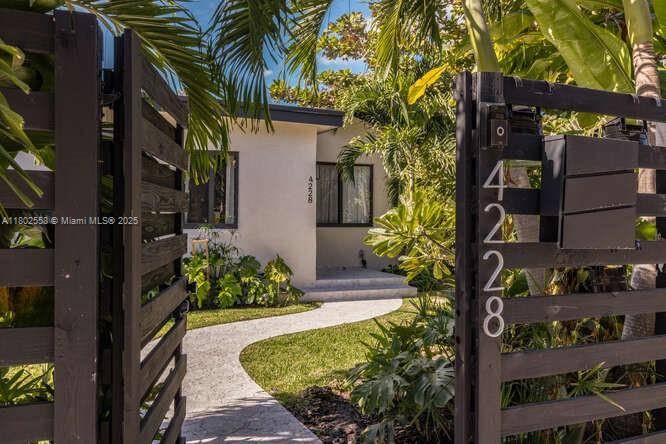 Miami, FL 33127,4228 NW 3rd Ave
