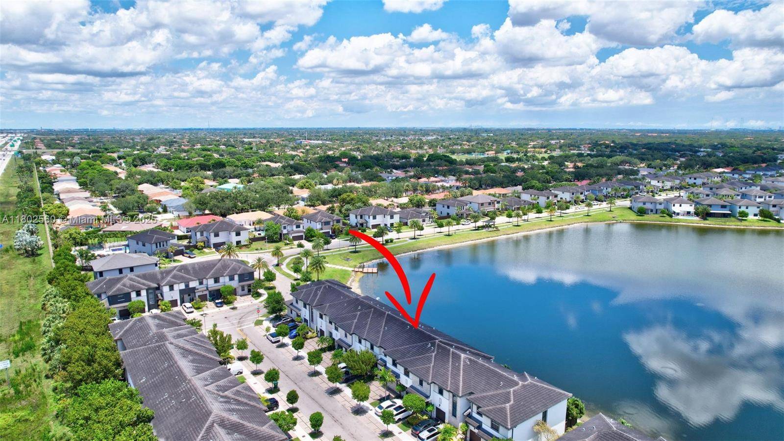 Miami Lakes, FL 33018,16011 NW 91st Ct