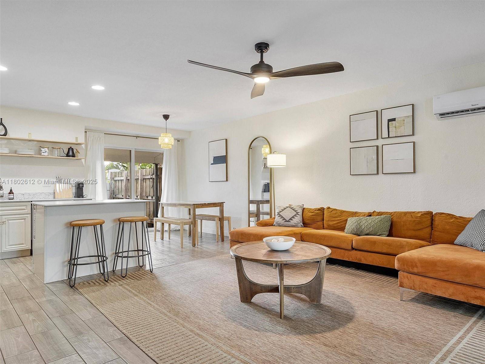 Fort Lauderdale, FL 33315,300 SW 23rd St #1